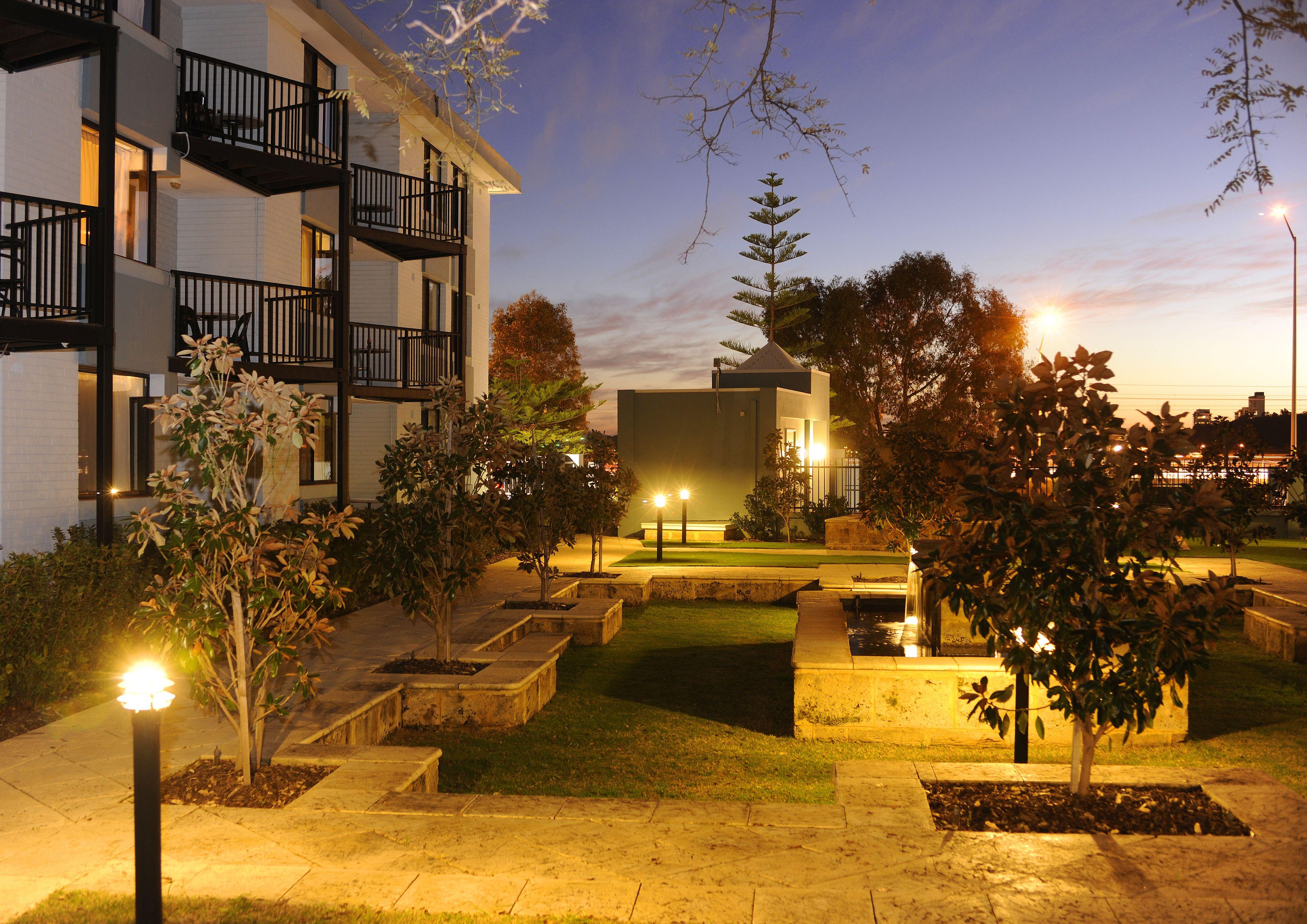 Lodestar Waterside Apartments, Perth